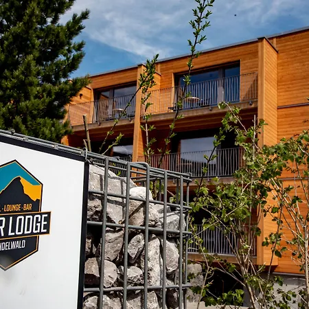 Hotel Eiger Chic *