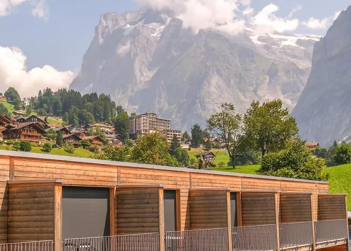 Eiger Chic Отель *